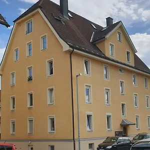  Apartment Ganze Lage In